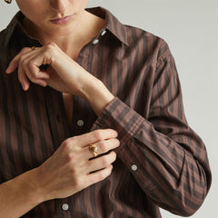 The Must-Have Shirt in Silky Cotton | Chocolate Brown / Black