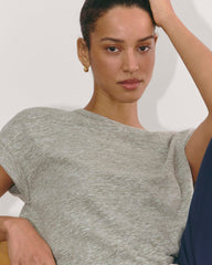 The Perform Tee | Heathered Grey / Olive