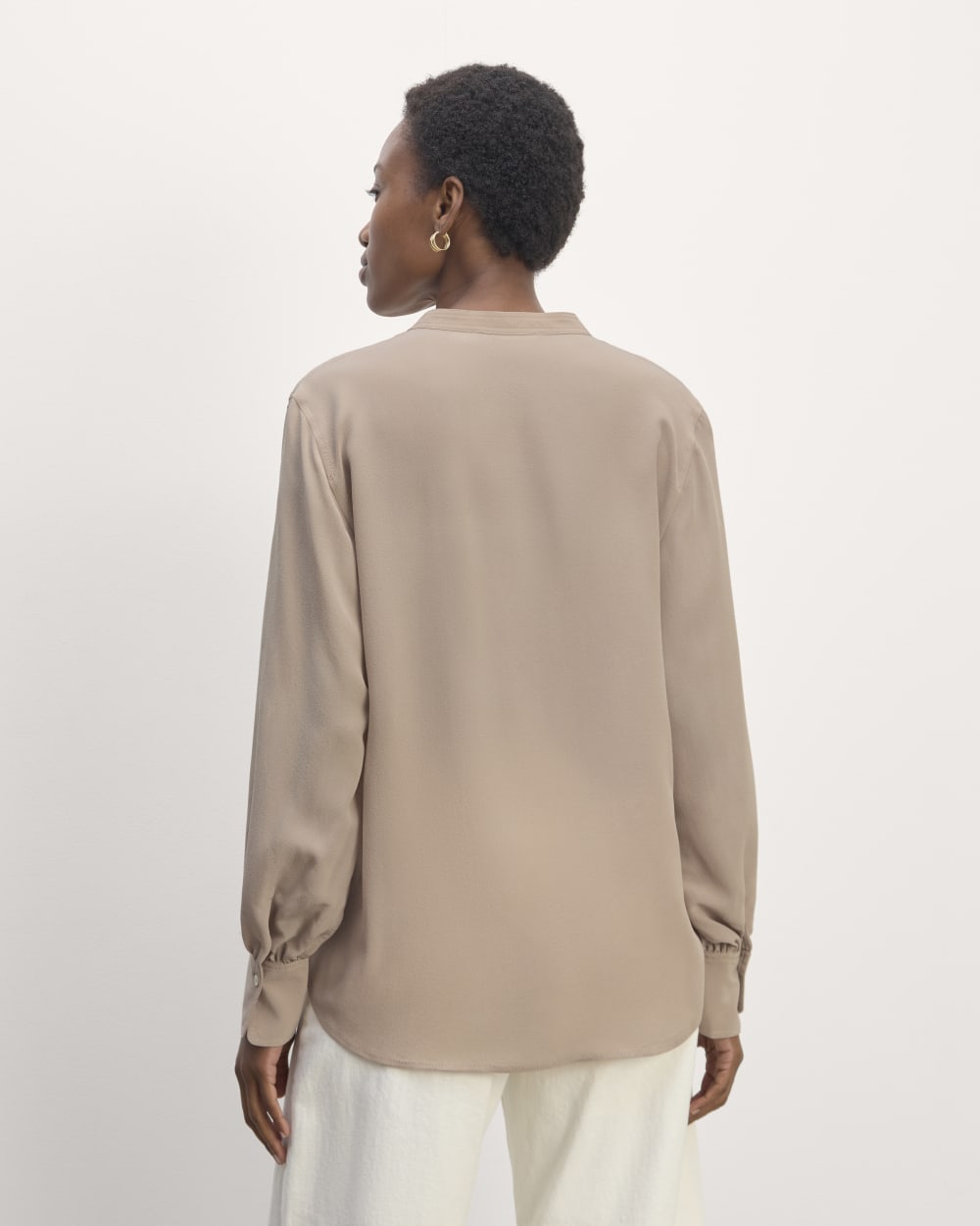 The Henley Shirt in Washable Silk | Burnt Sugar