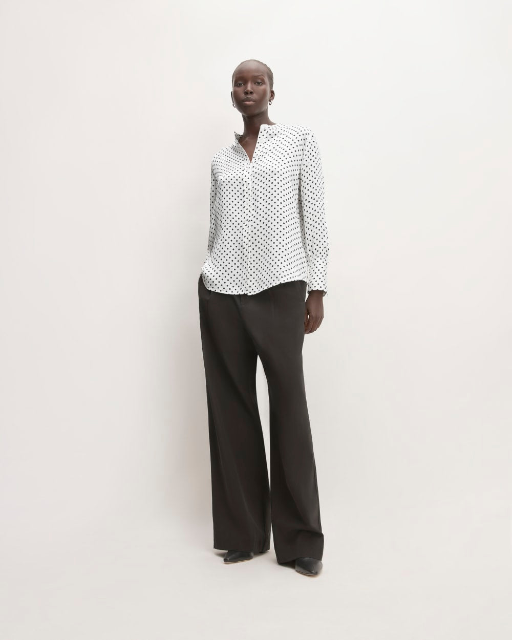 The Hammered Satin Popover Shirt | Bone / Black Polka Dot