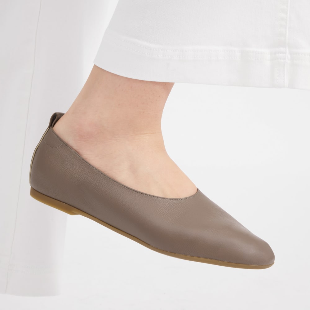 The Day Glove in Narrow Fit | Mocha