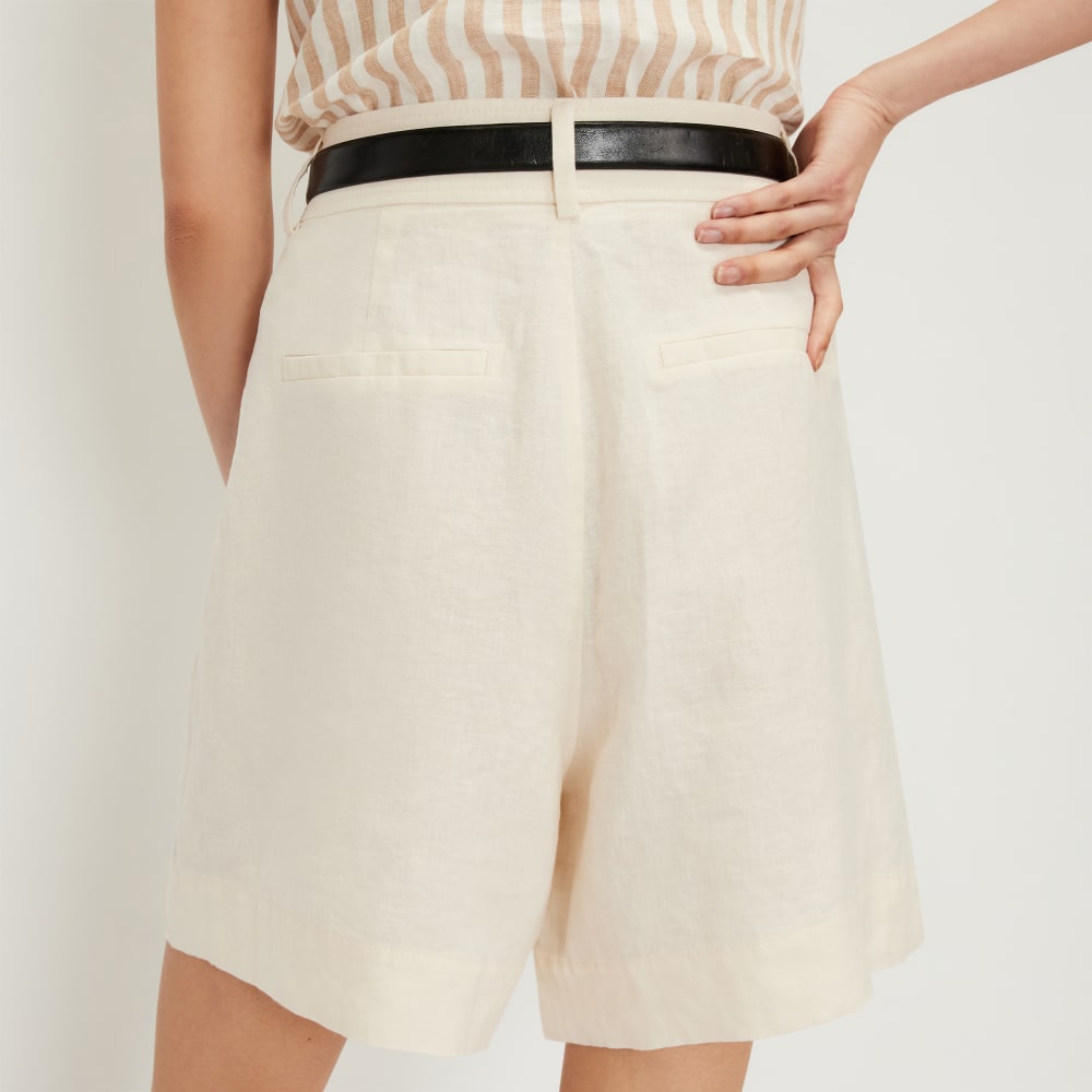 The Linen Way-High® Drape Short | Canvas