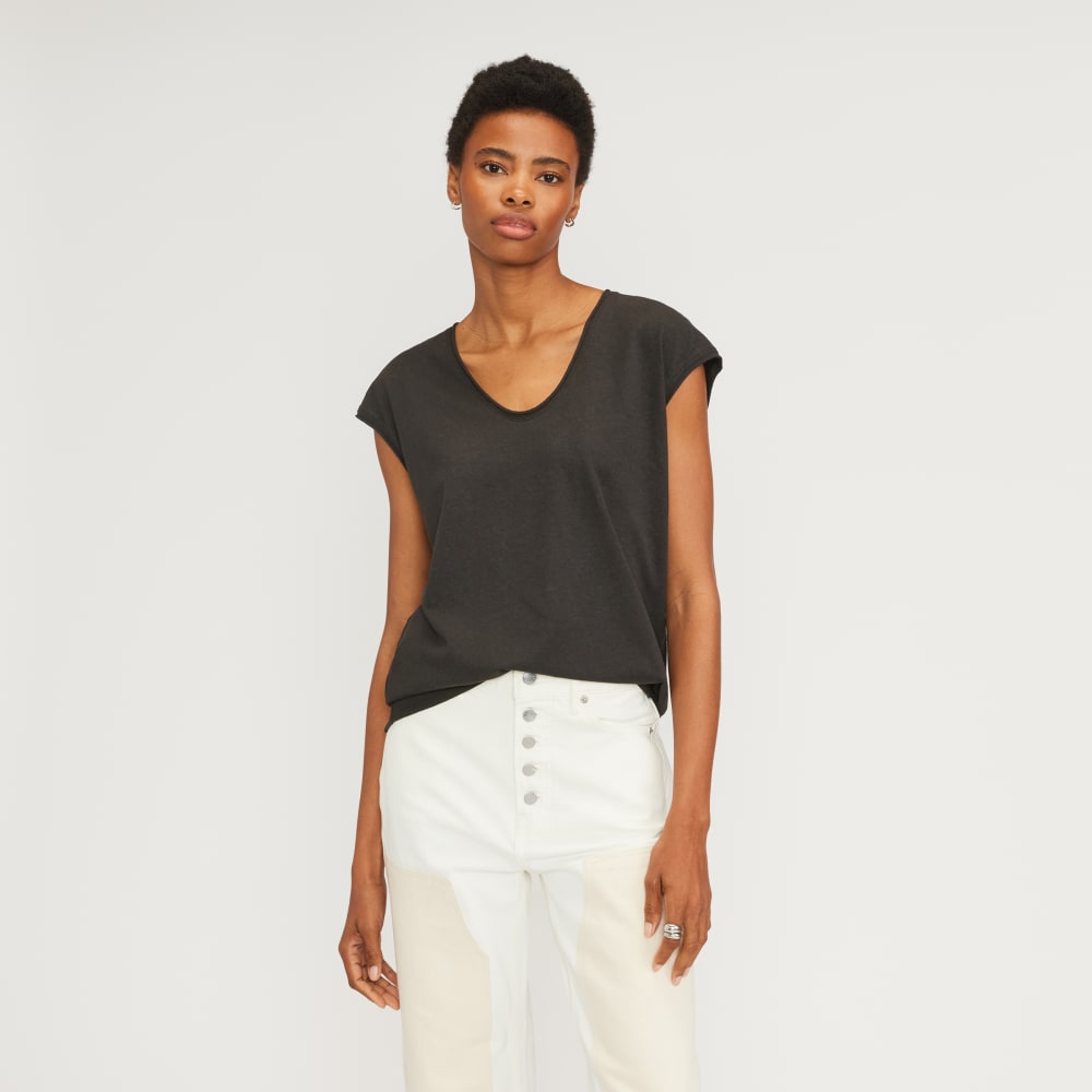 The Hemp Scoop-Neck Muscle Tee | Black