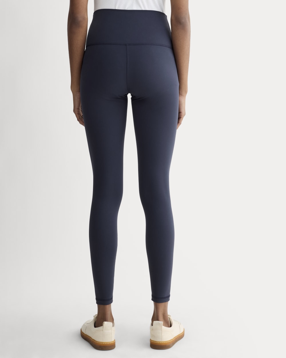 The Perform 24/7 Legging | Navy | 25" Inseam