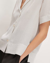 The Notch Shirt in Washable Silk | Bone / Black Polka Dot