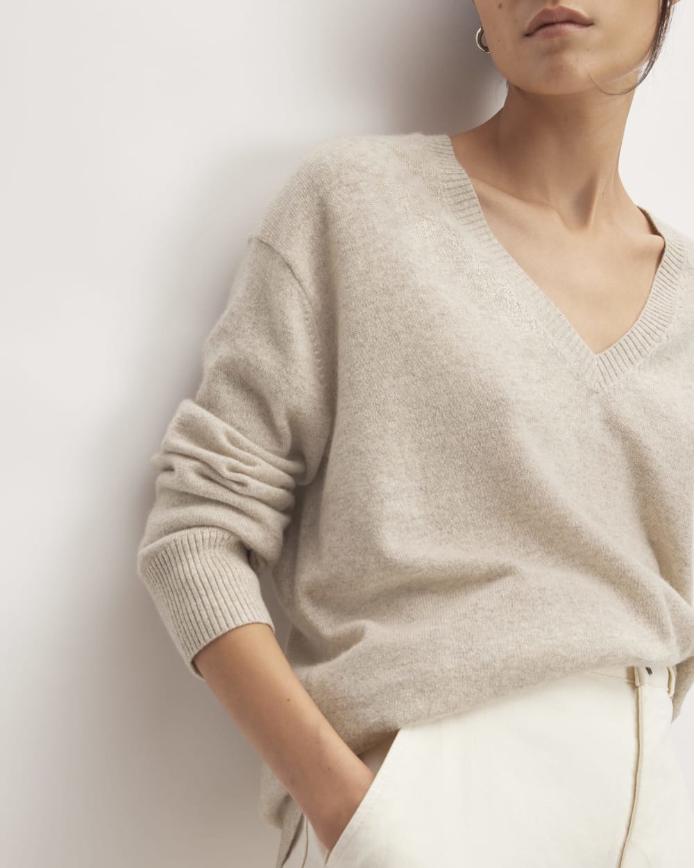 The Classic V in Cashmere | Canvas