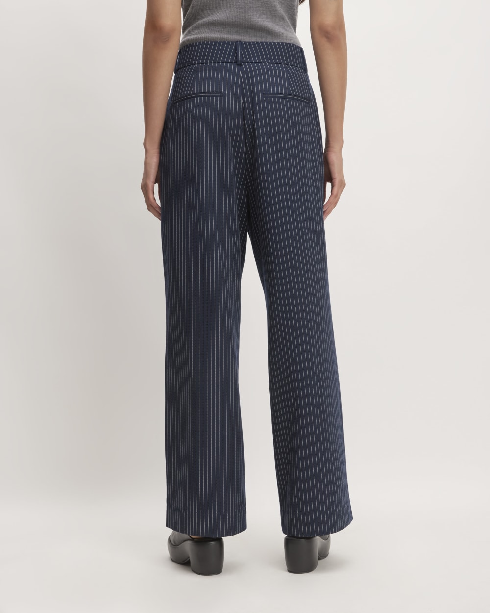 The Draper Pleated Pant in Buttersmooth | Navy / Bone | 32" Inseam