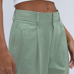 The Draper Pleated Pant in Buttersmooth | Lily Pad | 30" Inseam