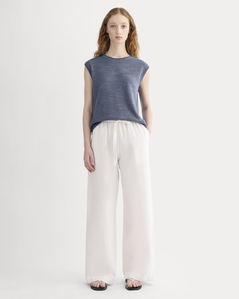 The Muscle Sweater in Cotton Linen | Indigo