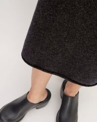 The Cozy-Stretch Skirt | Charcoal