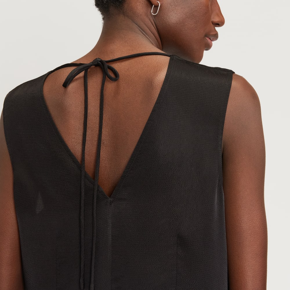The Satin V-Neck Top | Black