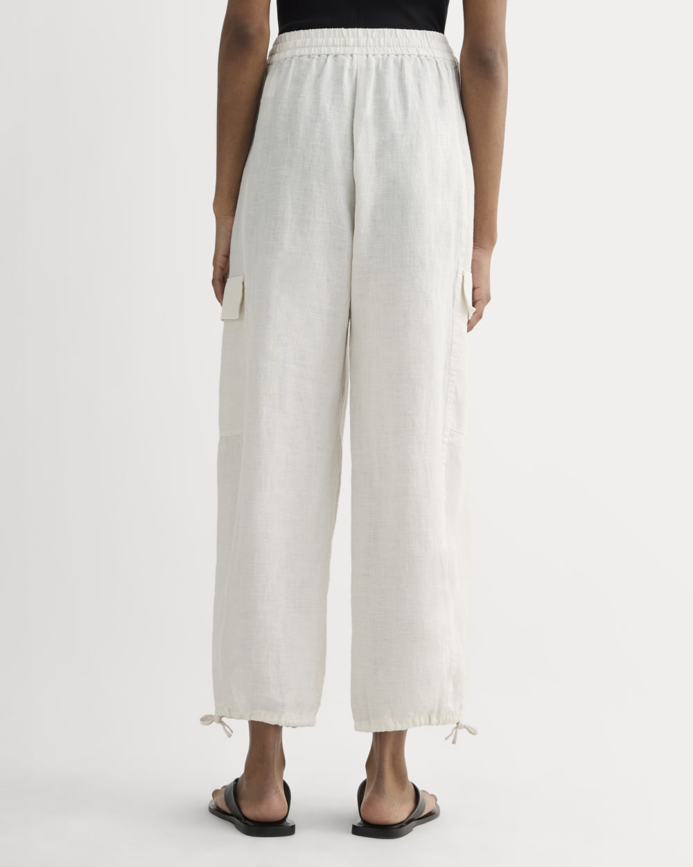 The Cargo Curve Pant in Linen | Natural Chambray