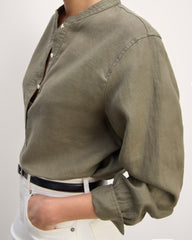 The Henley Shirt in Linen | Kalamata