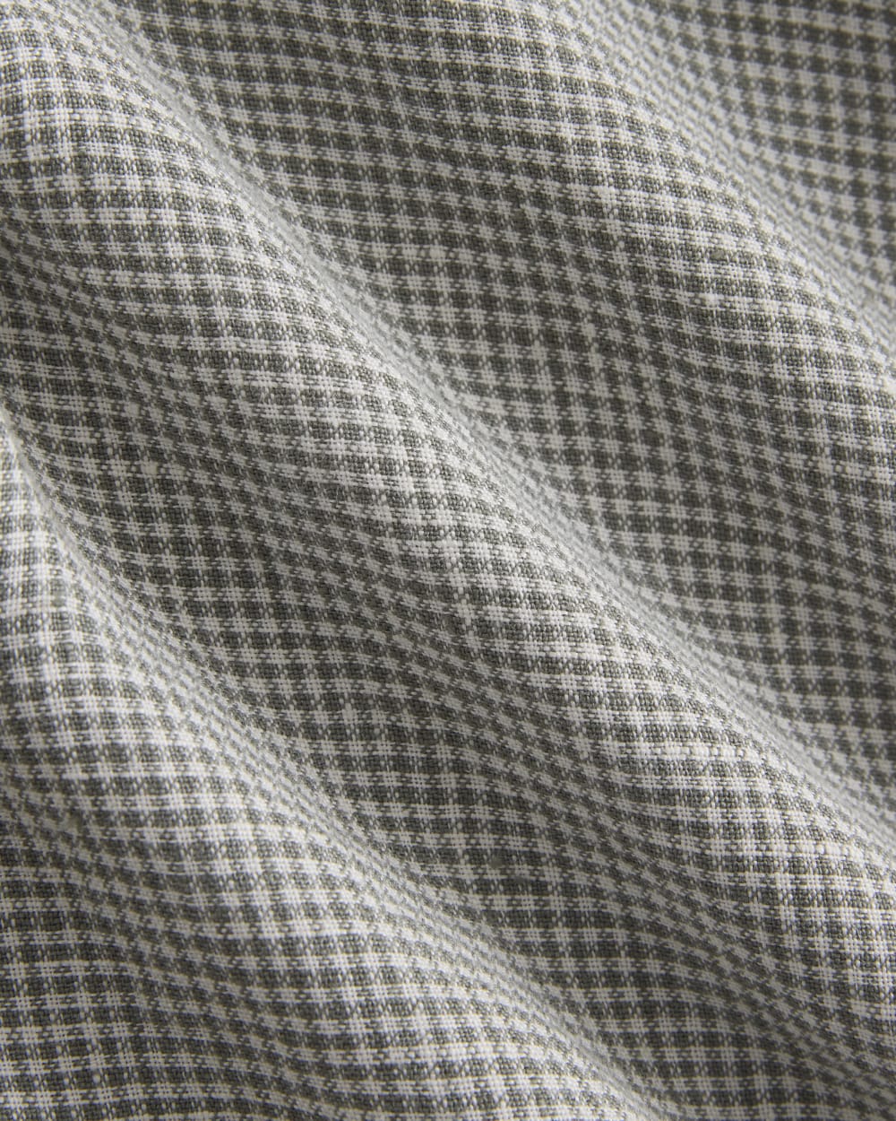The Classic Shirt in Linen | Agave / Bone